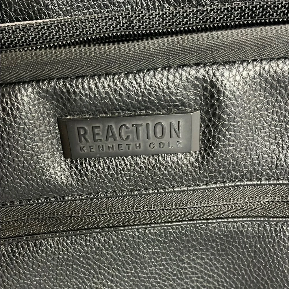 Black Leather Men's Briefcase